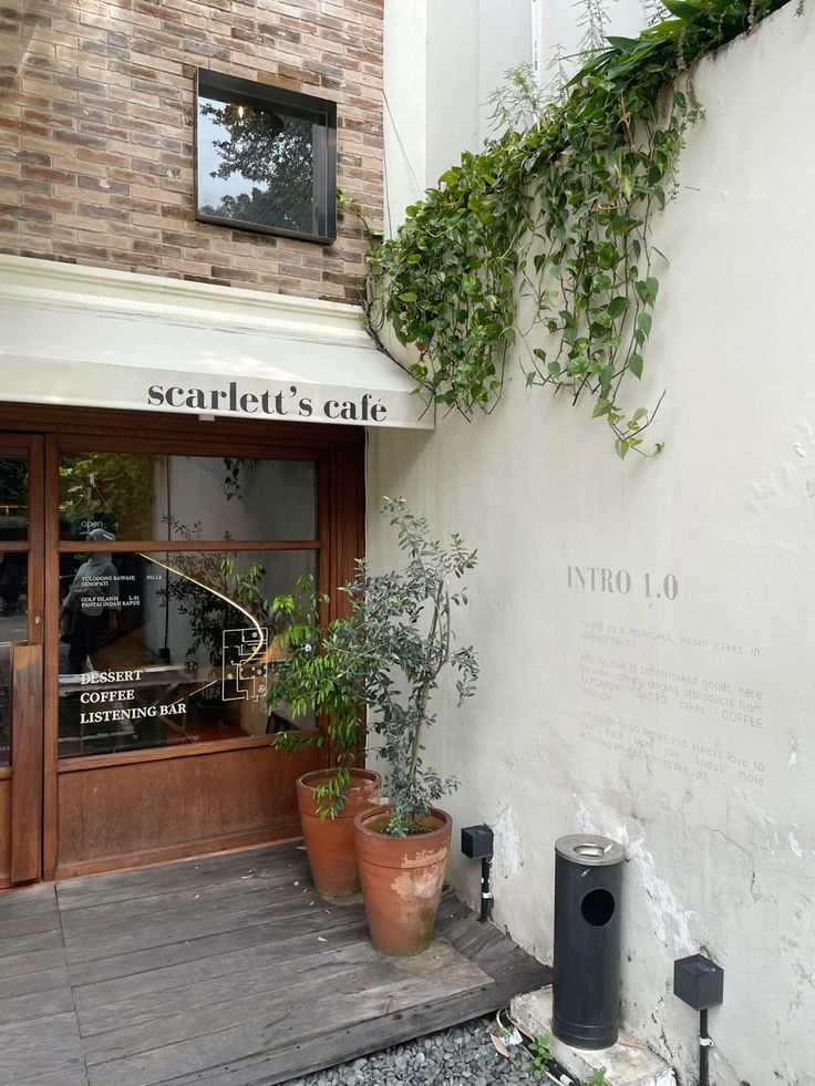 Dell Cafe: Santai di Plered dengan Rasa Kopi yang Menggoda